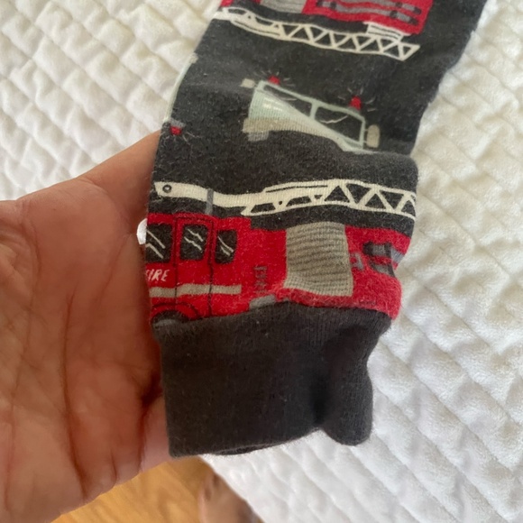 2 SETS OF TODDLER BOY SIZE 2T PJ'S - Picture 4 of 12